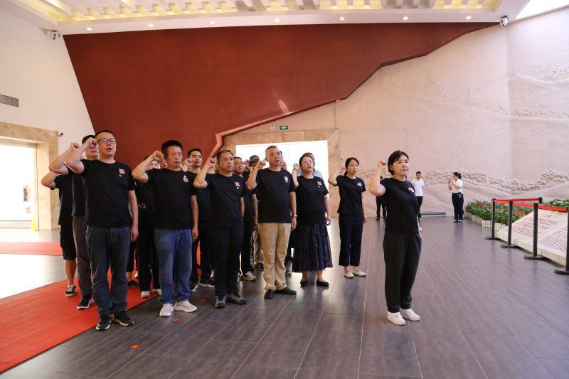 传承红色基因  弘扬革命精神——省文史研究馆开展“七一”党建活动